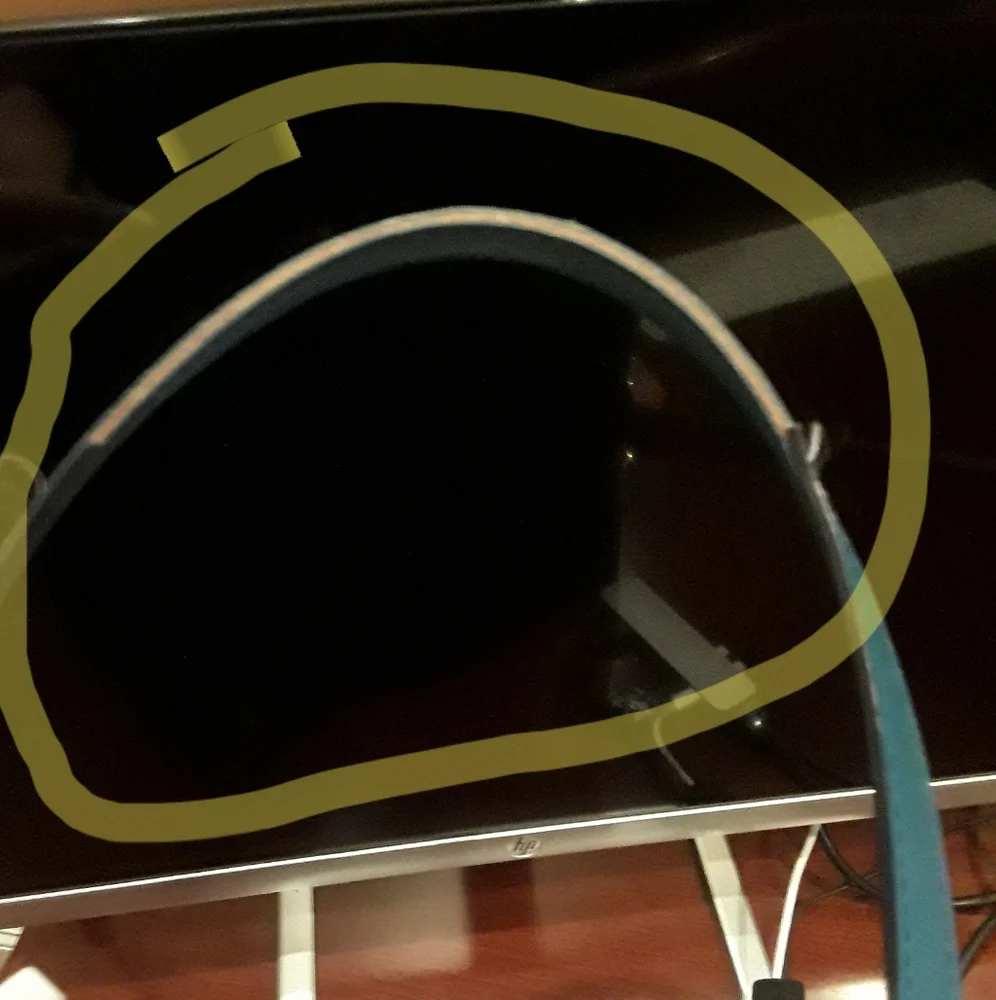 Michael Kors East West Voyager Tote Bag - Picture 15 of 16